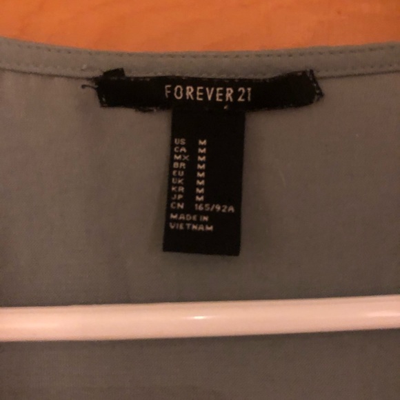 Blouse - Picture 2 of 4